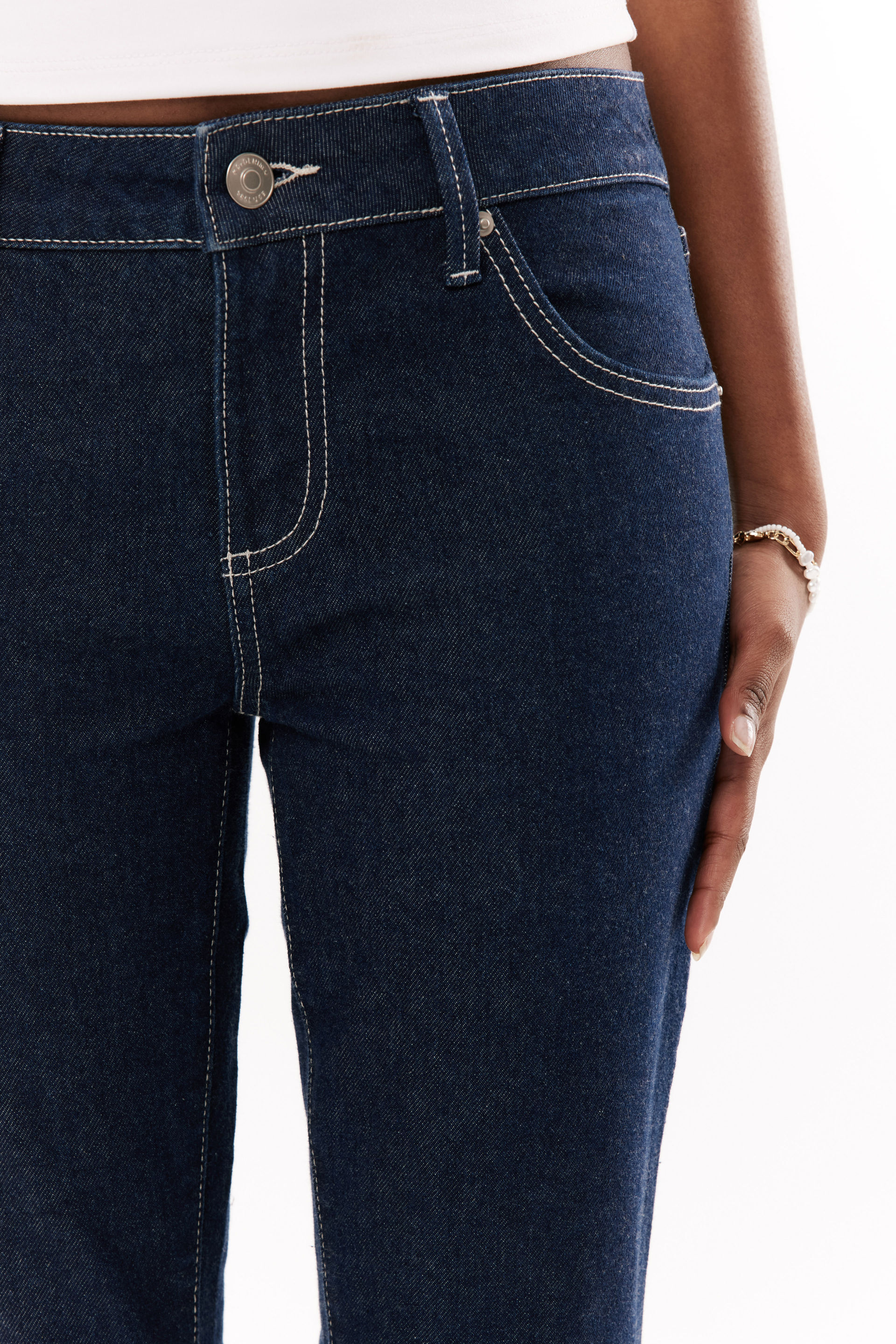Low Rise Capri Jean downtown indigo