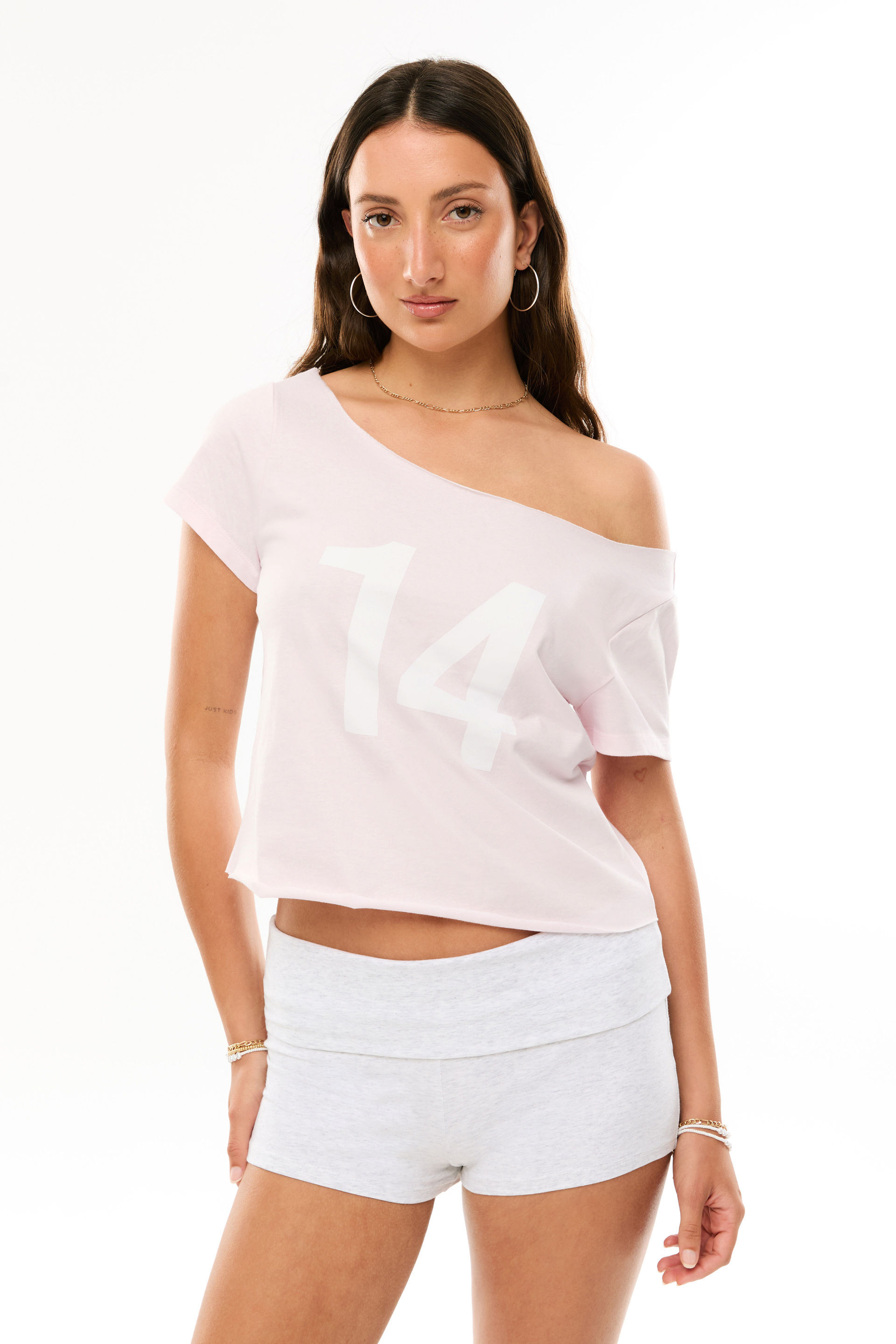 Blake Off Shoulder Graphic Tee powder blush/14