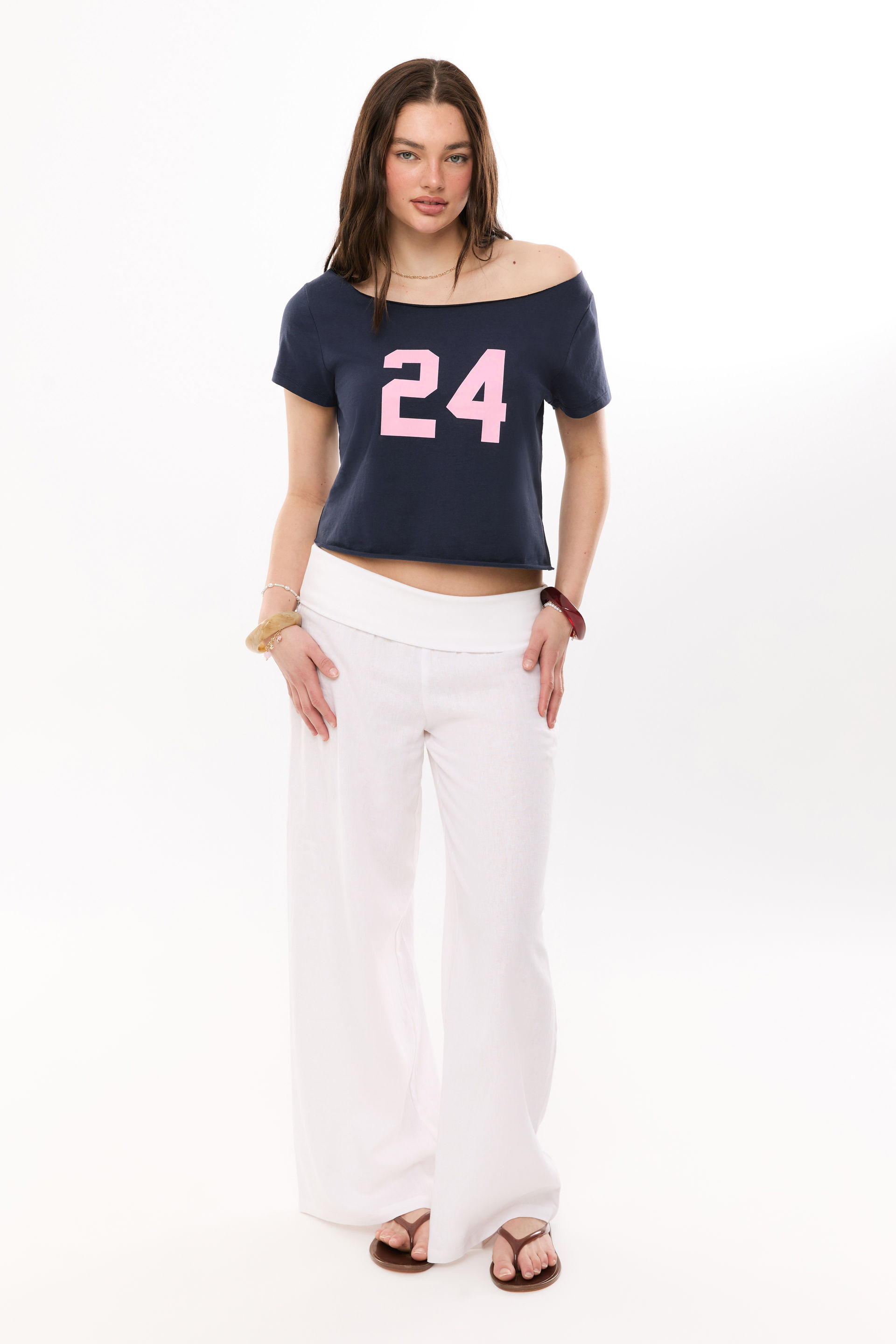 Blake Off Shoulder Graphic Tee all star navy / 24