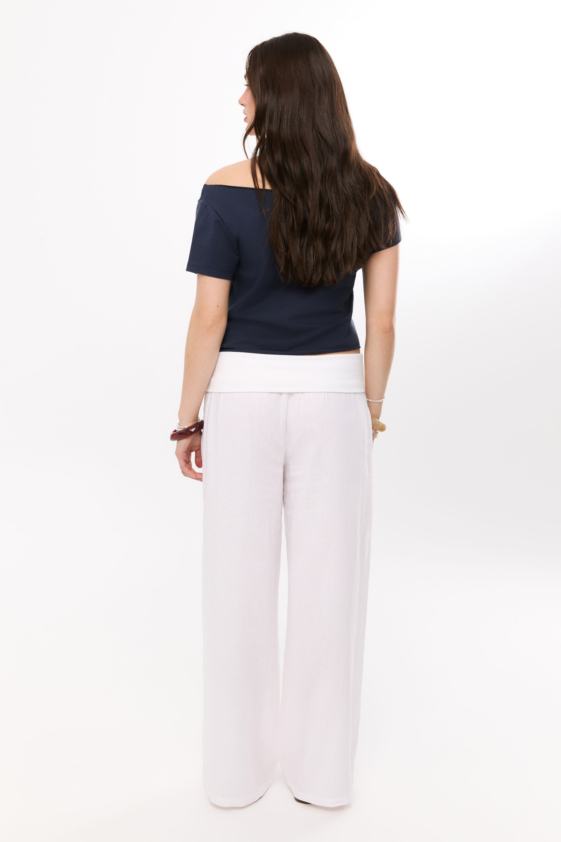 Blake Off Shoulder Graphic Tee all star navy / 24
