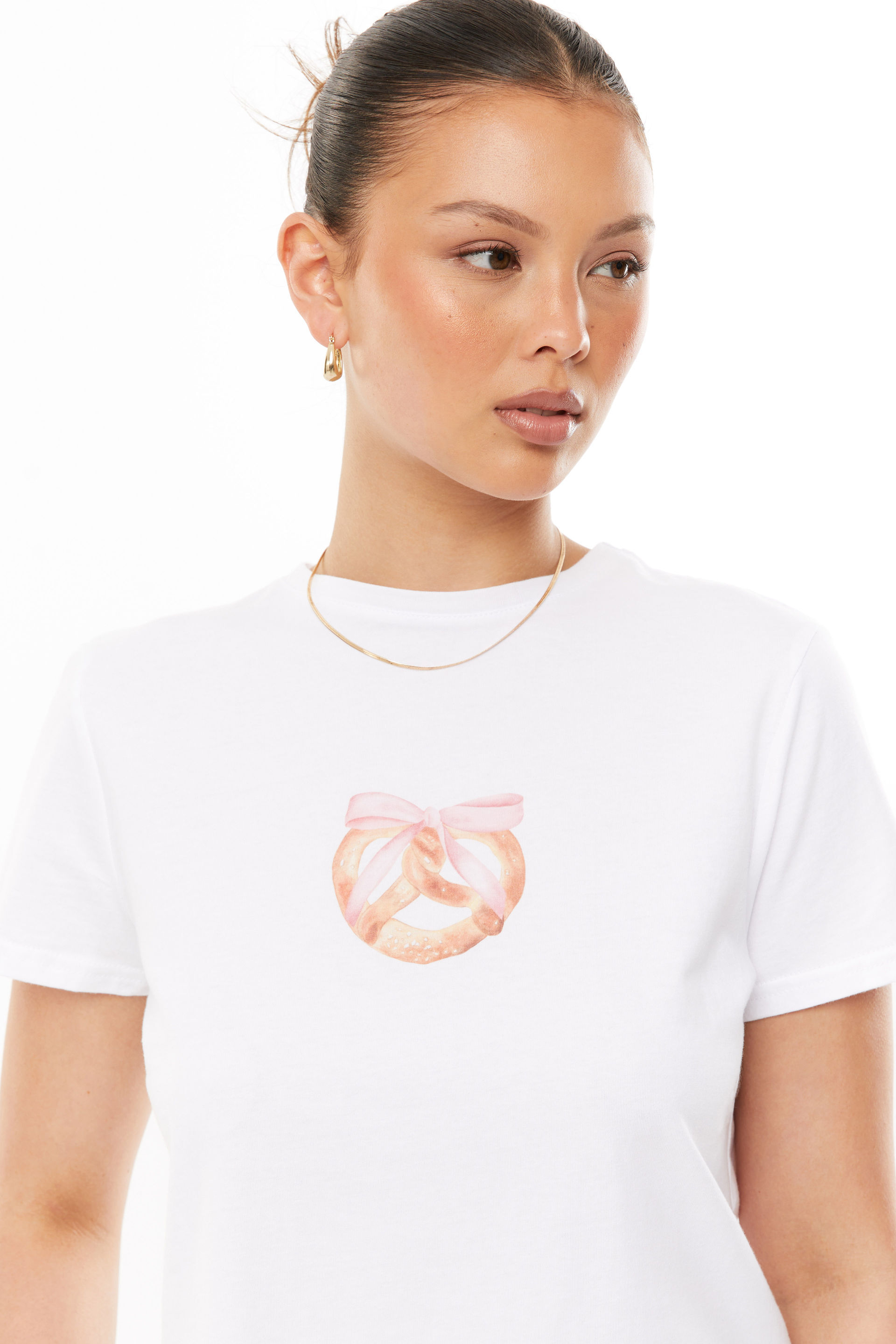 Everyday Graphic Tee white/pretzel