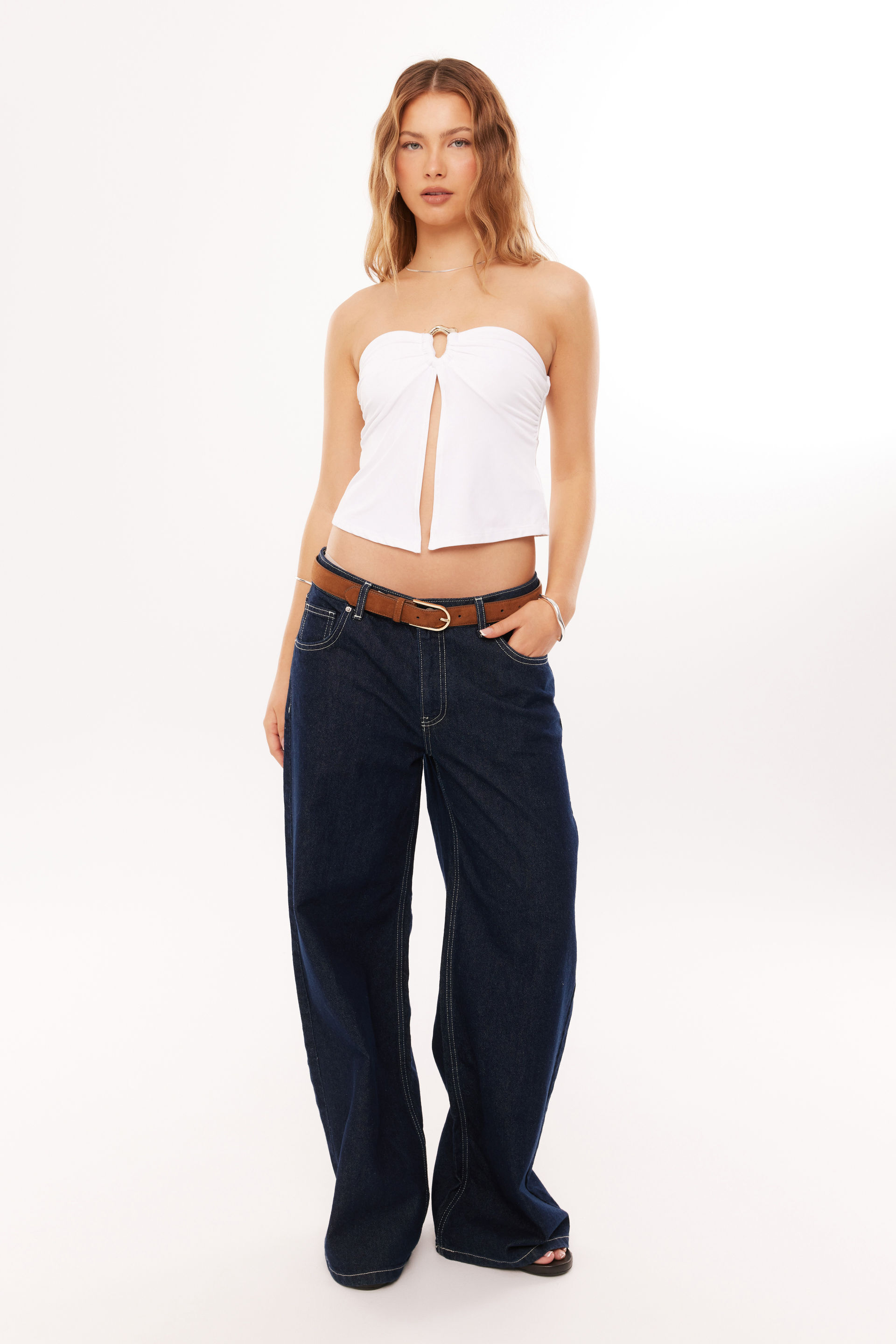 Nicole Strapless Top white