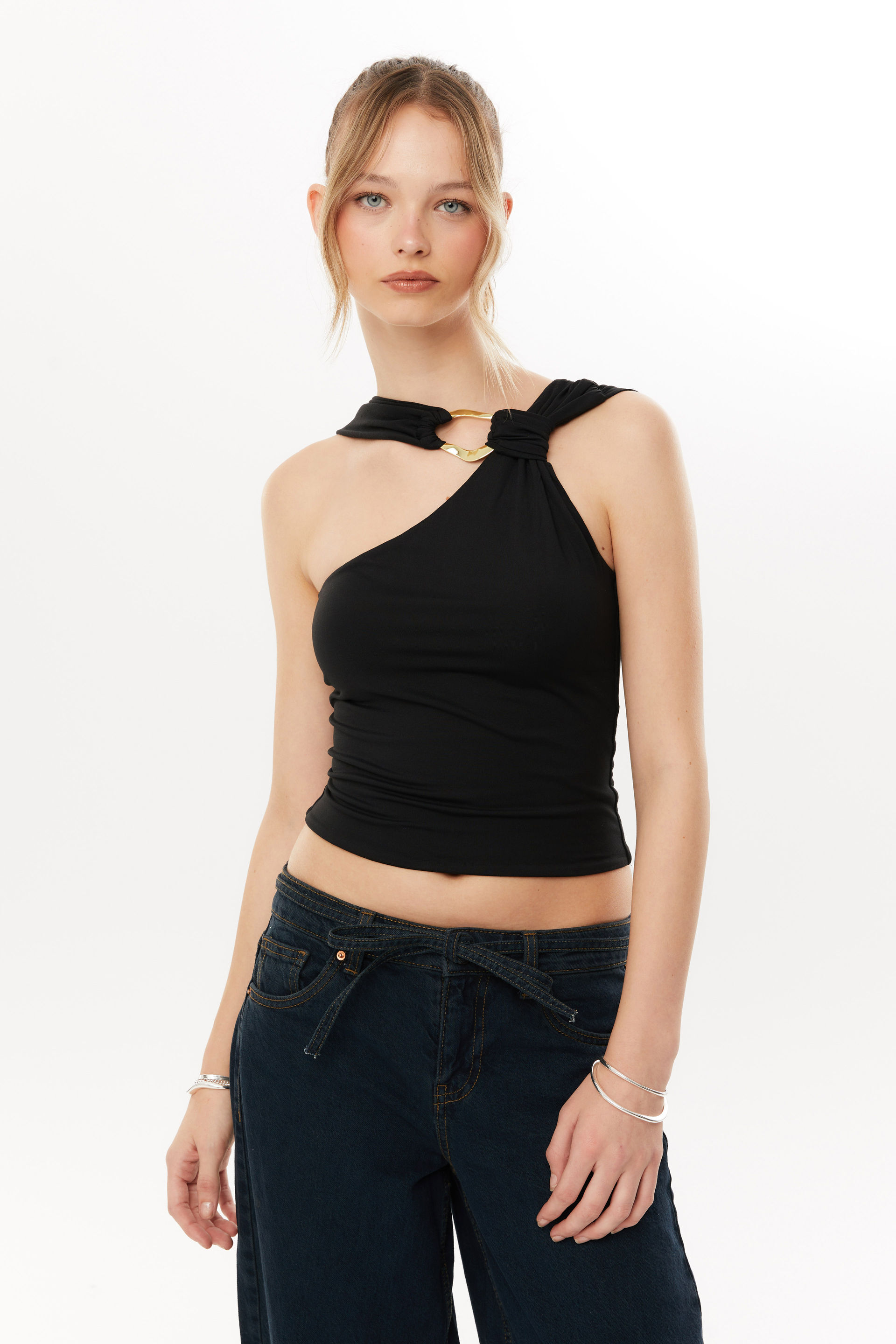 Super Smooth Britney Halter Top black